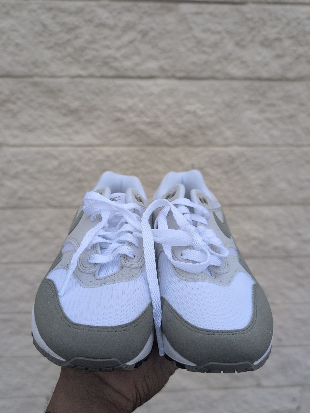 Nike Air Max 1 White-Light Army Green-Neutral Grey Women's Size 7 NWOB - Picture 2 of 7